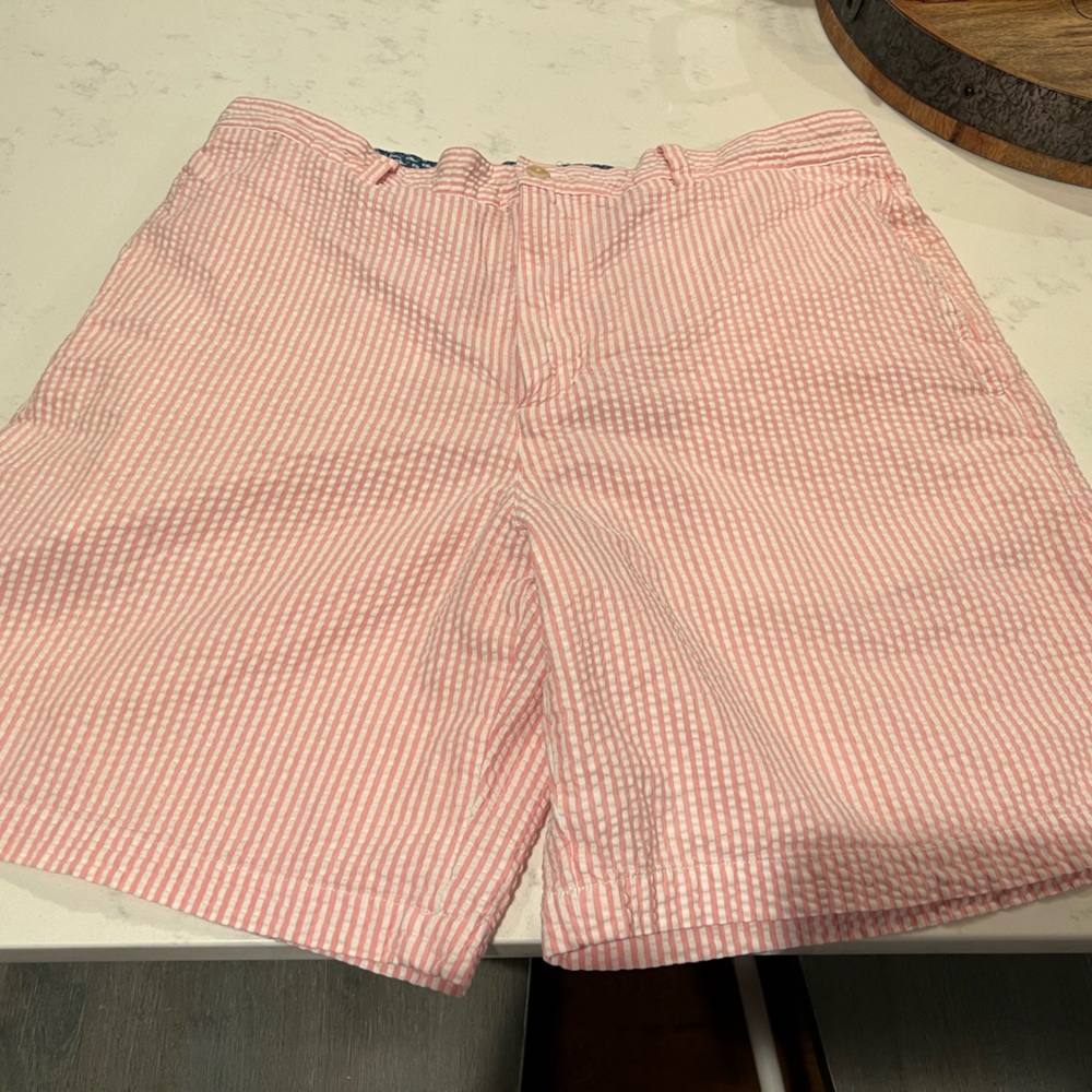 VGUC Mens Vineyard Vines Seersucker shorts size 35